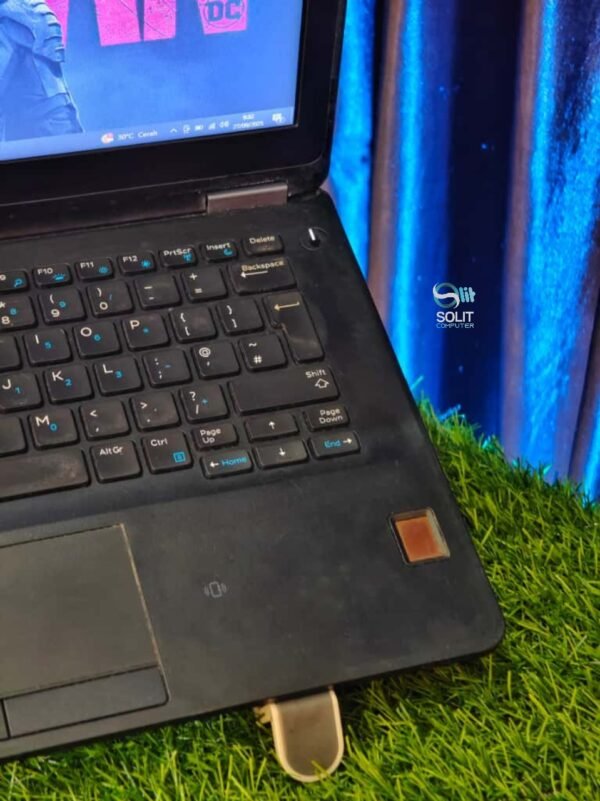 IMG-20250927-WA0345 Dell Latitude 7270 - i5 Gen 6 Ram 8 SSD 256 GB