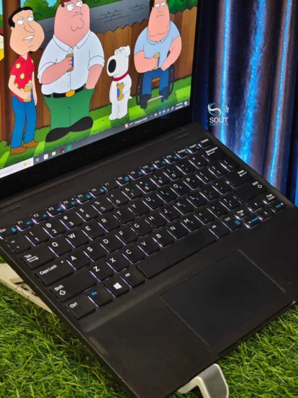 Dell Latitude 7285 (TS) - i7 Gen 7 Ram 8 SSD 256 GB