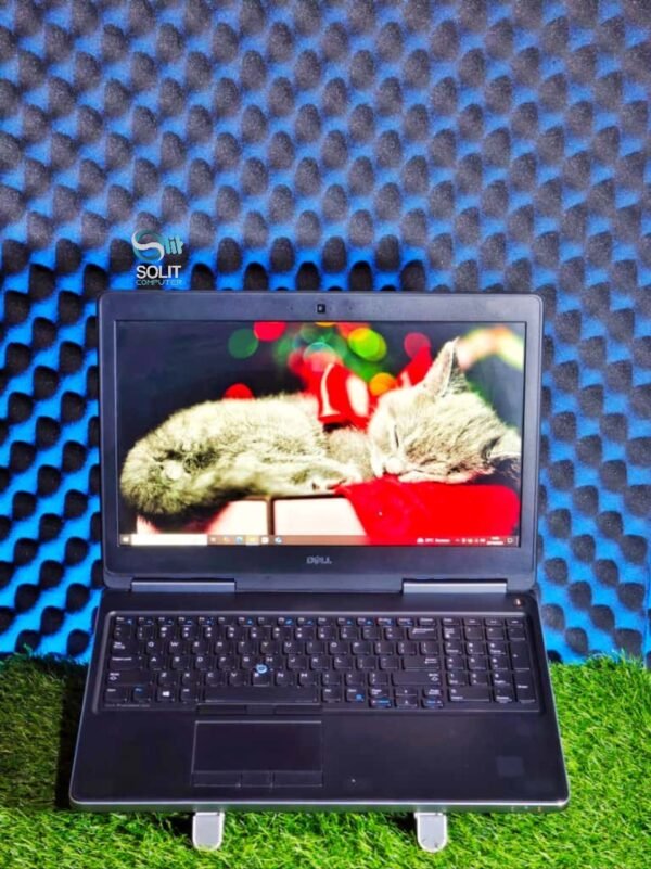 IMG-20251023-WA0219 Dell Precision 7510 (VGA) - i7 Gen 6 Ram 16 SSD 256 GB