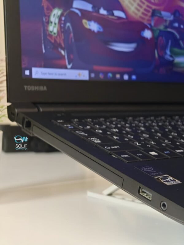 Toshiba Dynabook R35/M-i5 Gen 4 Ram 8 SSD 128GB