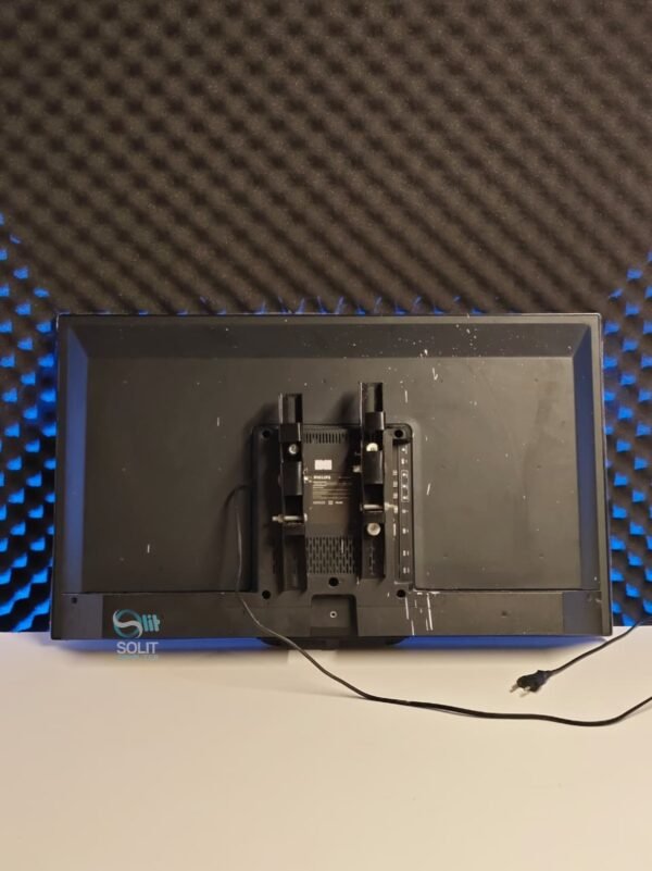 PHILIPS LED TV 32 Inch-55 watt Tegagan : 100–240V ~ 50/60Hz