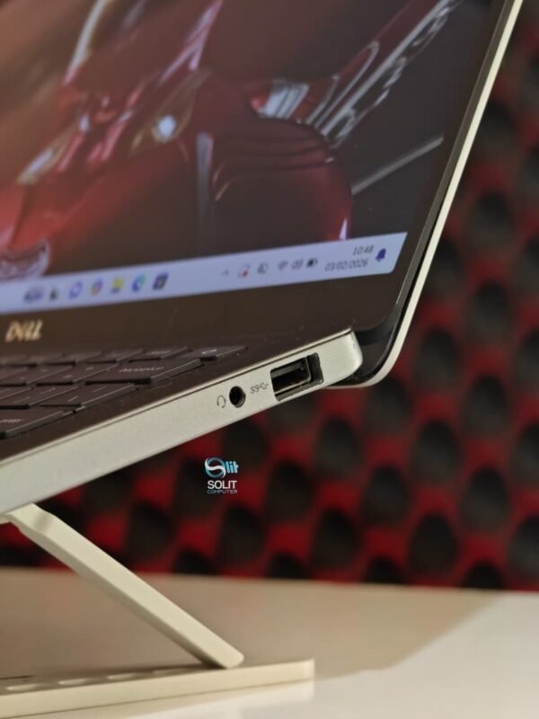 Dell Latitude 3301 i5 Gen 8 FHD | Laptop Ringkas & Elegan Second Rasa Baru