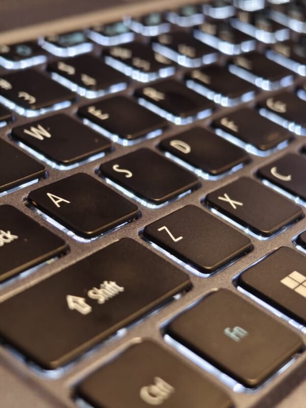 Acer TravelMate Spin P414 Touchscreen i3 Gen 11 FHD | Laptop Fleksibel Modern Second Rasa Baru