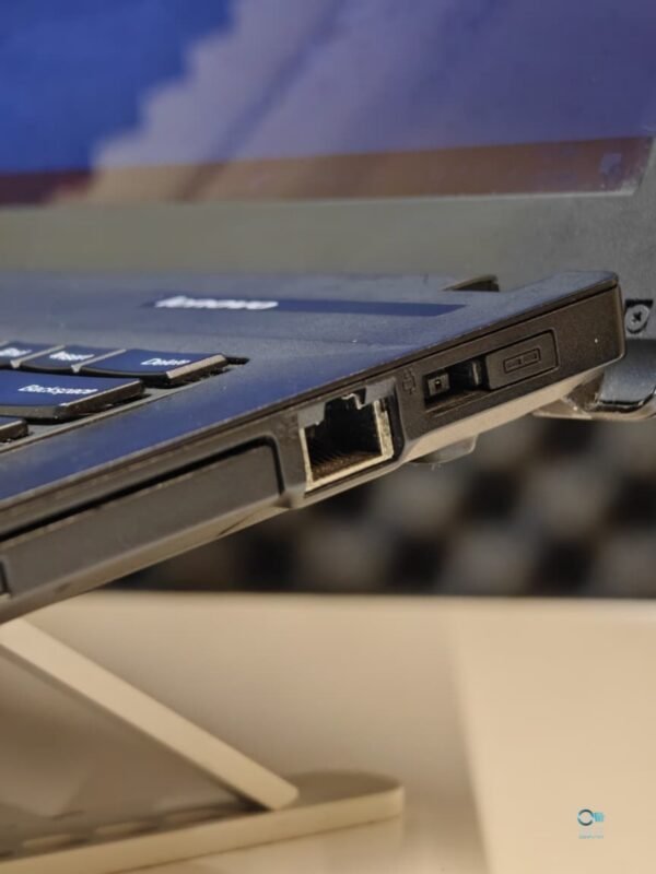 Lenovo ThinkPad E440 i7 + GT 740M | Laptop Tangguh Performa Mantap Second Rasa Baru